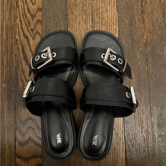 Zara Black Leather Sandals with Silver Buckles size 38 - Picture 8 of 8